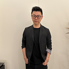李勇毅
